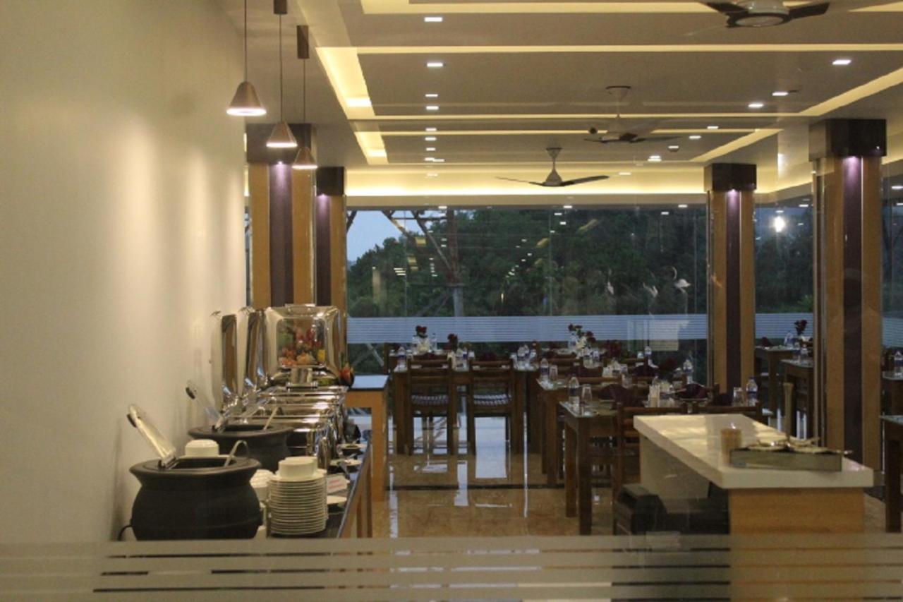 The Lakeview Munnar Bagian luar foto