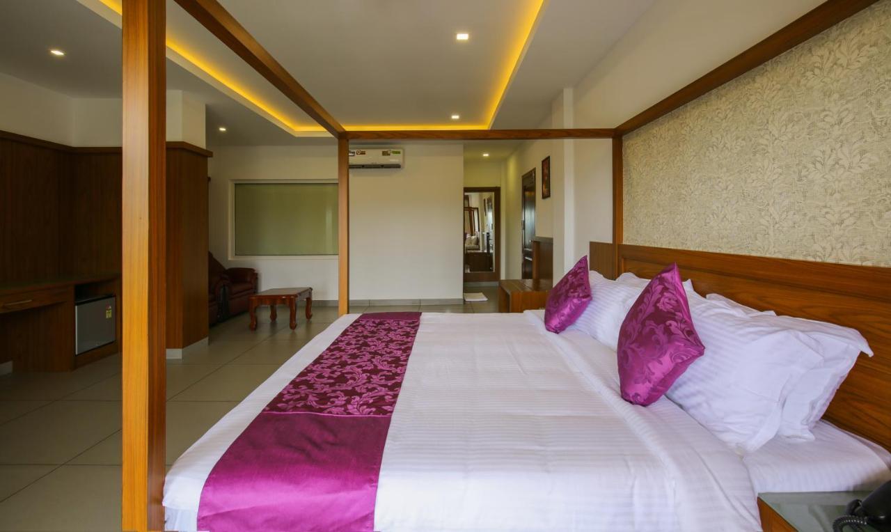 The Lakeview Munnar Bagian luar foto