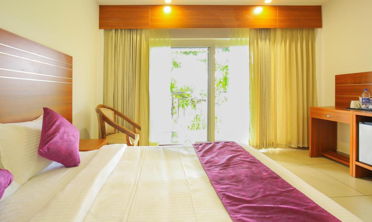 The Lakeview Munnar Bagian luar foto